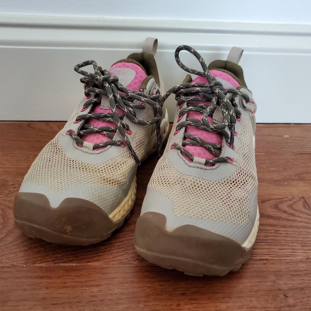 Keen Nxis Evo Low Womens Hiking Shoes Size 6.5